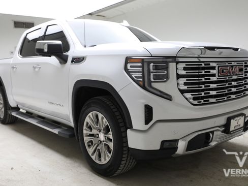 Used 2024 GMC Sierra 1500 Denali AWD/4WD image 7
