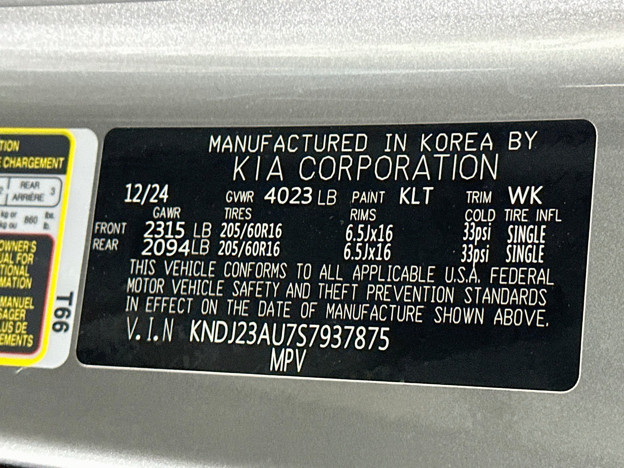 Used 2025 Kia Soul LX w/ LX Technology Package FWD image 12