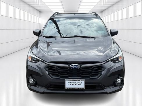 Used 2024 Subaru Crosstrek 2.0i Premium AWD/4WD image 2