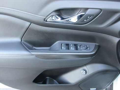 Certified 2022 GMC Acadia SLT image 21