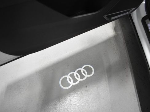 Used 2020 Audi Q3 2.0T Prestige image 15