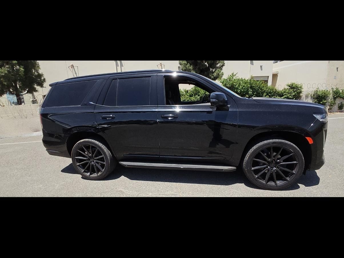 Used 2022 Cadillac Escalade Premium Luxury RWD image 19
