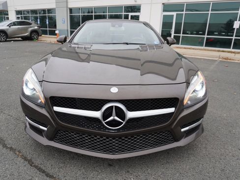 Used 2015 Mercedes-Benz SL 400 image 2