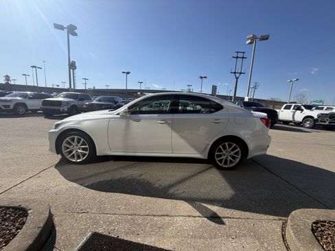 Used 2011 Lexus IS 250 AWD w/ Luxury Plus Value Edition image 11