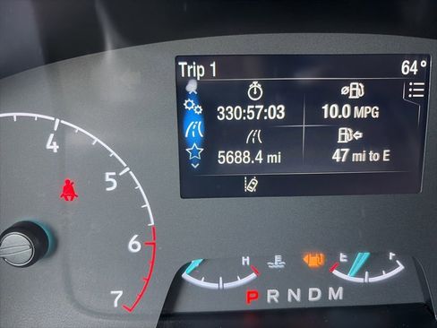 Used 2024 Ford Transit 350 XLT image 18