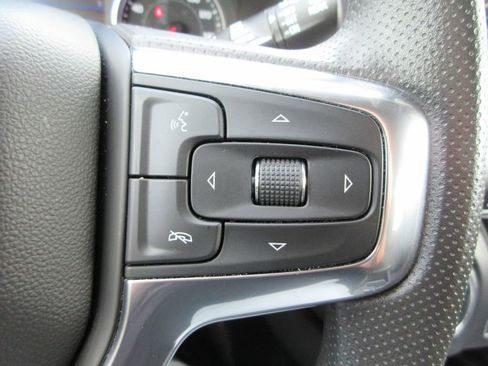 Used 2023 Chevrolet Blazer LT w/ Convenience Package FWD image 25