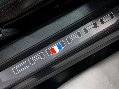 Used 2018 Chevrolet Camaro ZL1 image 75