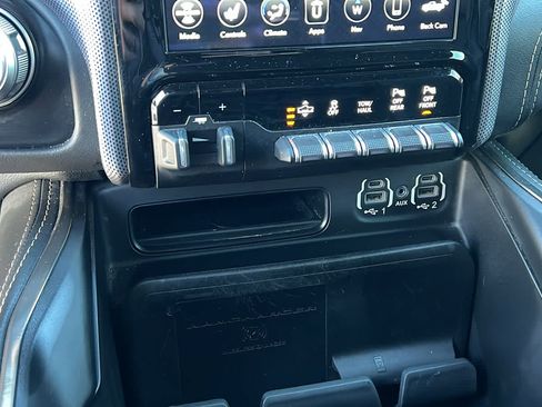 Used 2020 RAM 1500 Limited AWD/4WD image 14