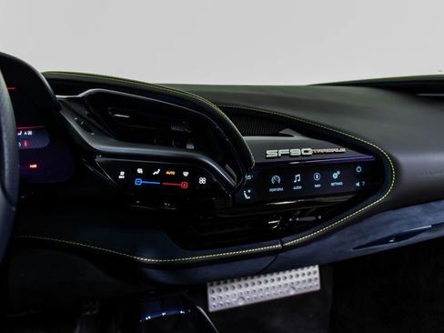 Certified 2022 Ferrari SF90 Stradale image 39