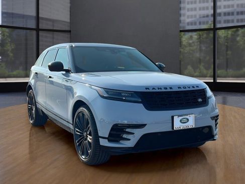 New 2026 Land Rover Range Rover Velar Dynamic SE image 10