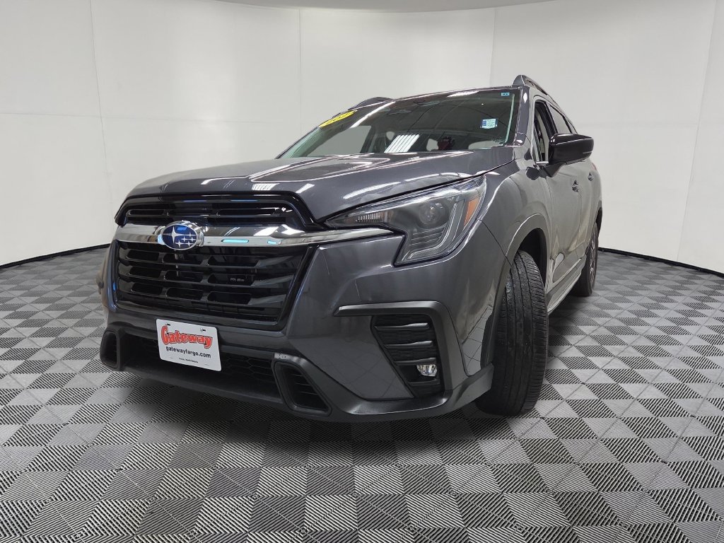Used 2024 Subaru Ascent Limited w/ Technology Package AWD/4WD image 7
