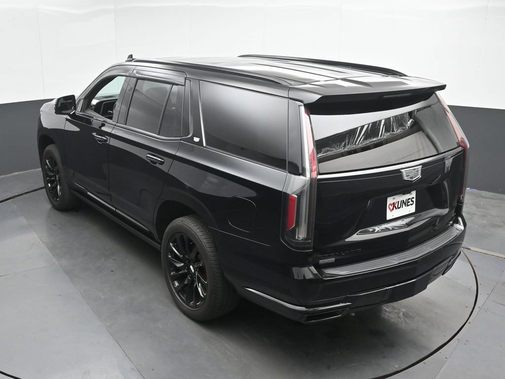 Used 2022 Cadillac Escalade Sport w/ Touring Package AWD/4WD image 42