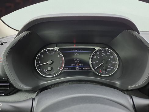 Used 2024 Nissan Sentra SR w/ SR Premium Package image 23