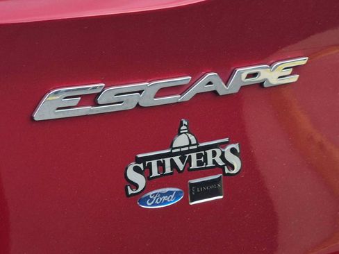 Used 2014 Ford Escape Titanium w/ Equipment Group 401A AWD/4WD image 13