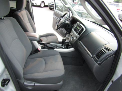 Used 2005 MAZDA Tribute I FWD image 13