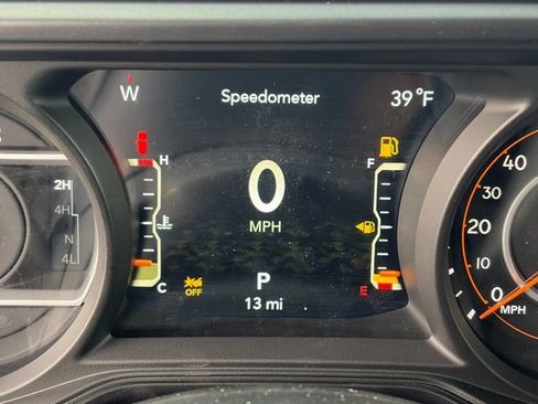 New 2026 Jeep Wrangler Unlimited Sahara AWD/4WD image 20
