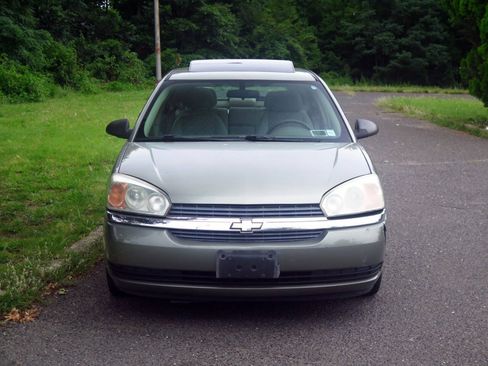 Used 2005 Chevrolet Malibu LS w/ Preferred Equipment Group FWD image 23