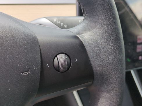 Used 2021 Tesla Model Y 2WD image 20