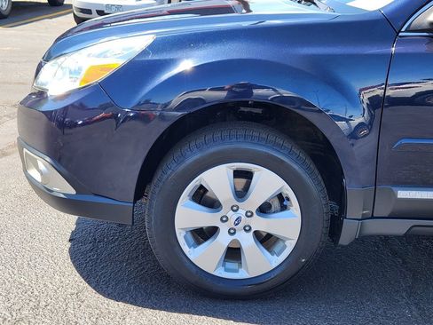 Used 2012 Subaru Outback 2.5i Limited AWD/4WD image 11