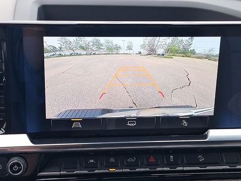 New 2026 Chevrolet Silverado 1500 LT image 32