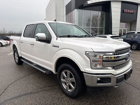 Used 2019 Ford F150 Lariat w/ Equipment Group 502A Luxury image 3