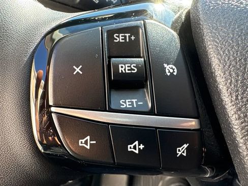 Used 2022 Ford Escape SE w/ SE Sport Appearance Package AWD/4WD image 28