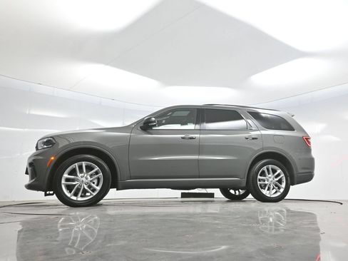Used 2025 Dodge Durango GT AWD/4WD image 7
