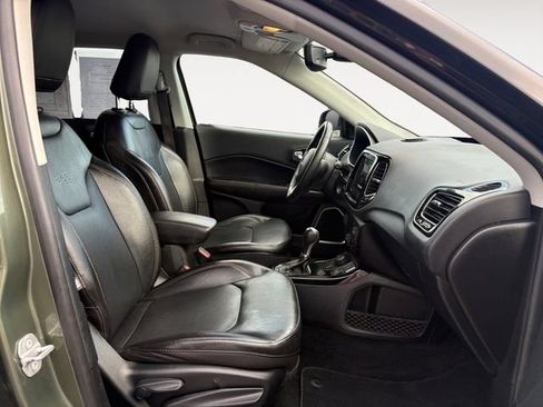 Used 2019 Jeep Compass Limited AWD/4WD image 15