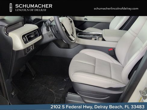 New 2025 Lincoln Aviator 2WD image 6