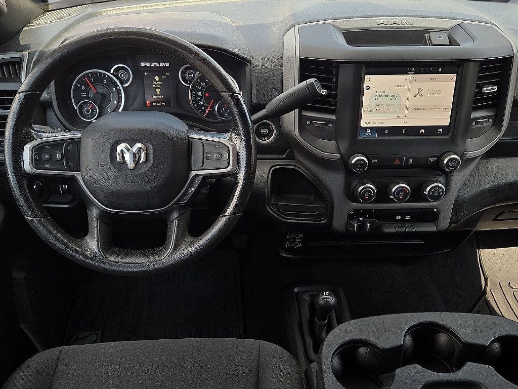 Used 2024 RAM 2500 Tradesman w/ Chrome Appearance Group AWD/4WD image 9