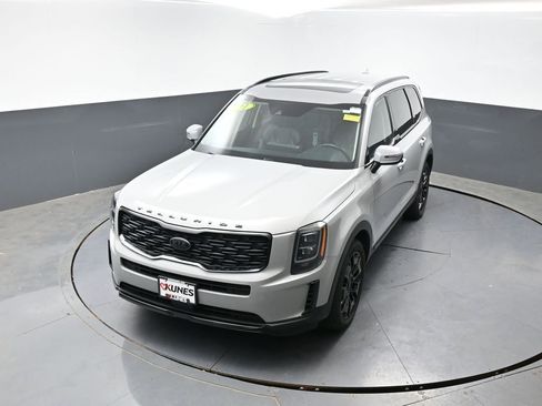 Used 2021 Kia Telluride EX w/ EX Premium Package AWD/4WD image 49