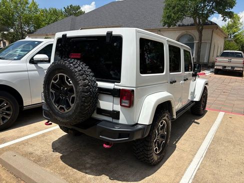 Used 2015 Jeep Wrangler Unlimited Rubicon AWD/4WD image 10