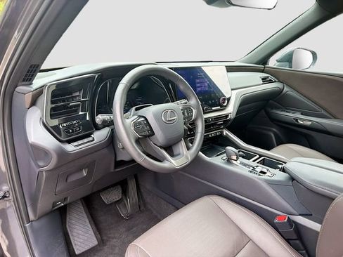 Used 2025 Lexus TX 350 AWD w/ Technology Package image 28