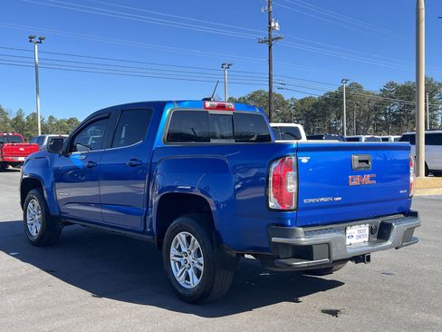 Used 2020 GMC Canyon SLE w/ SLE Convenience Package image 2