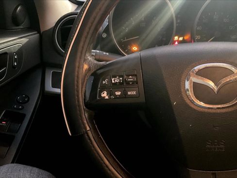 Used 2010 MAZDA MAZDA3 i Touring image 17