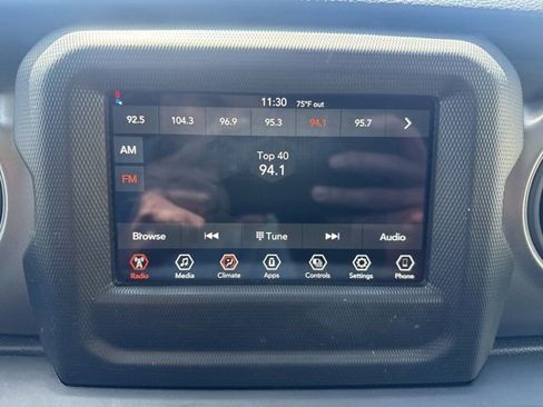 Certified 2022 Jeep Wrangler Unlimited Sport AWD/4WD image 13