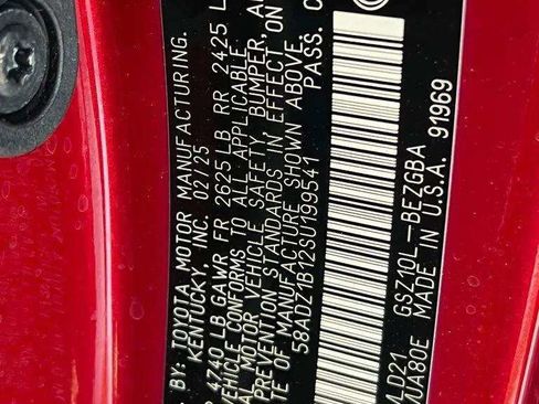 Used 2025 Lexus ES 350 w/ Premium Package image 30