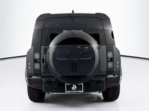 New 2026 Land Rover Defender 110 X-Dynamic SE AWD/4WD image 6