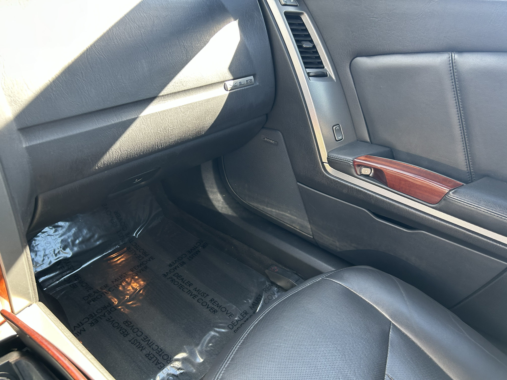 Used 2007 Cadillac XLR RWD image 13