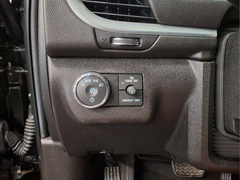 Used 2014 Chevrolet Traverse LT FWD image 14
