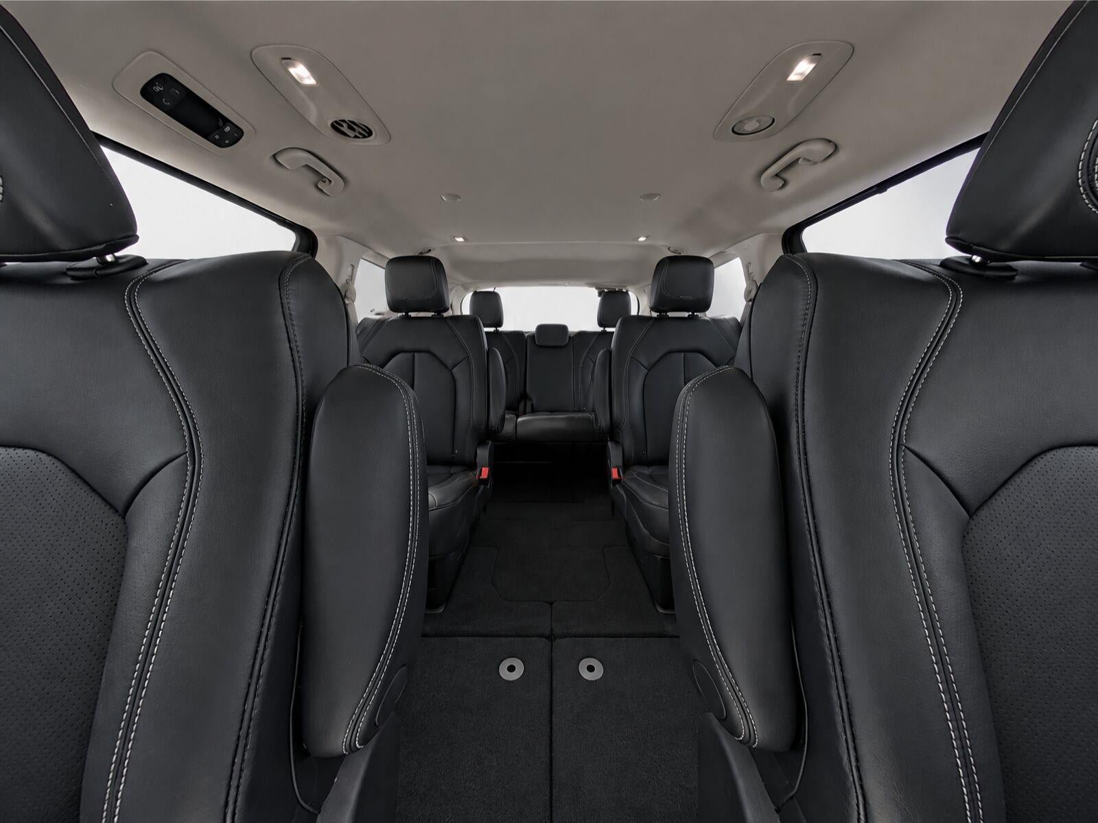 Used 2024 Chrysler Pacifica Touring-L FWD image 17