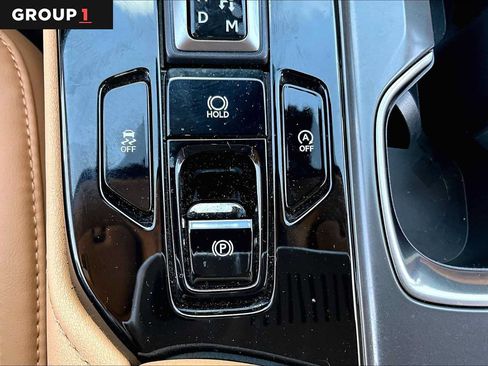 Used 2025 Lexus NX 250 FWD w/ Premium Package image 32