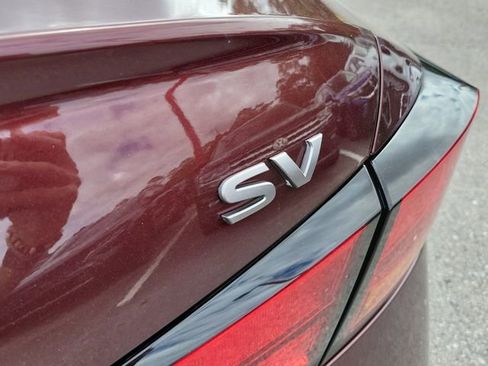 Used 2024 Nissan Altima 2.5 SV image 9