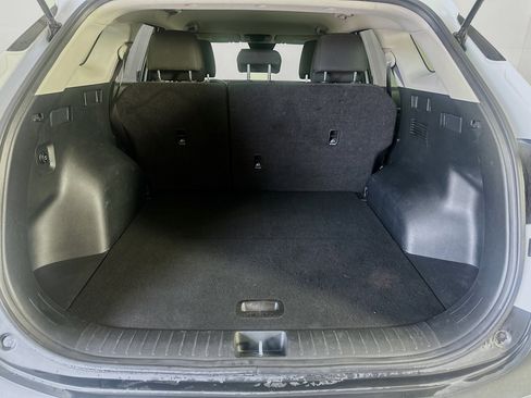 Used 2025 Kia Sportage LX image 27