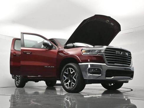 Used 2025 RAM 1500 Laramie AWD/4WD image 49