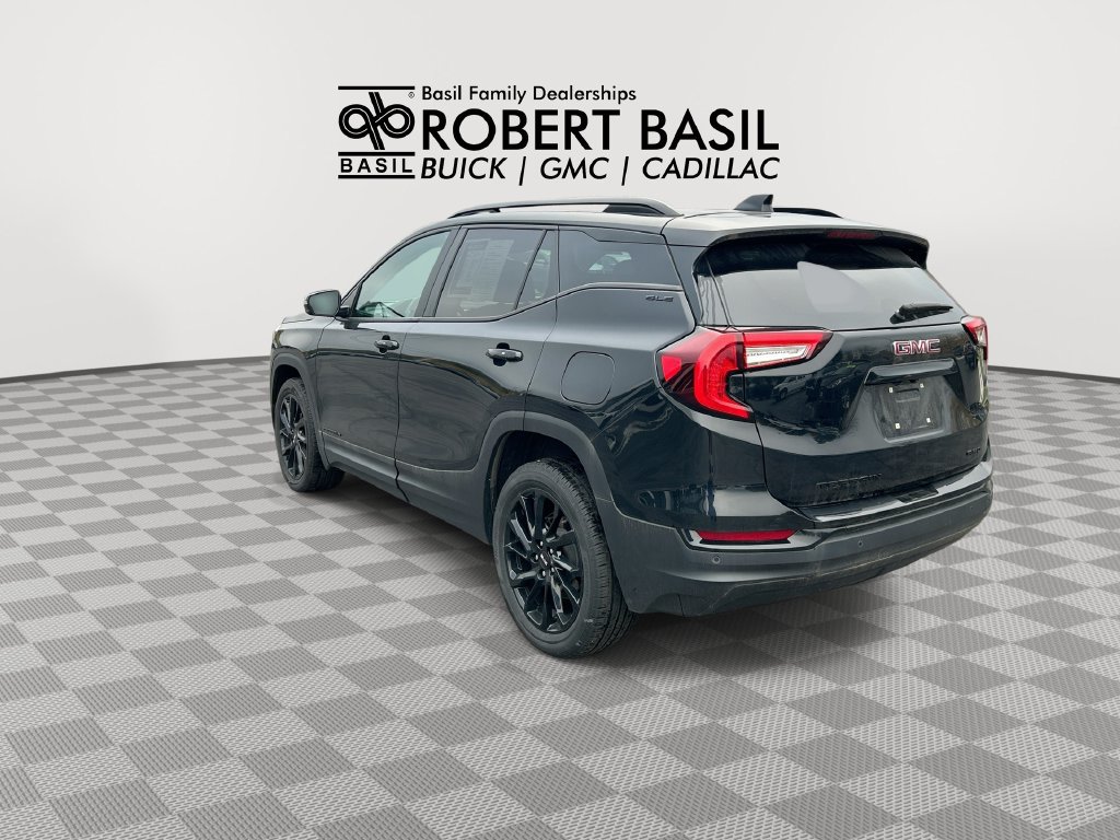 Used 2024 GMC Terrain SLE w/ Driver Convenience Package AWD/4WD image 6