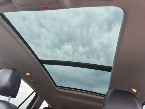 Used 2020 Volkswagen Atlas SE w/ Panoramic Sunroof Package AWD/4WD image 26