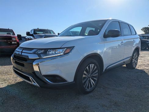 Used 2020 Mitsubishi Outlander ES image 7