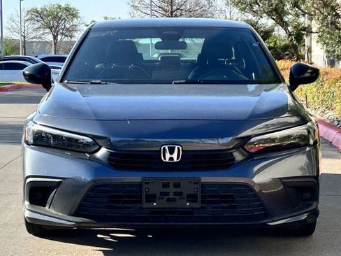 Used 2023 Honda Civic Sport image 9