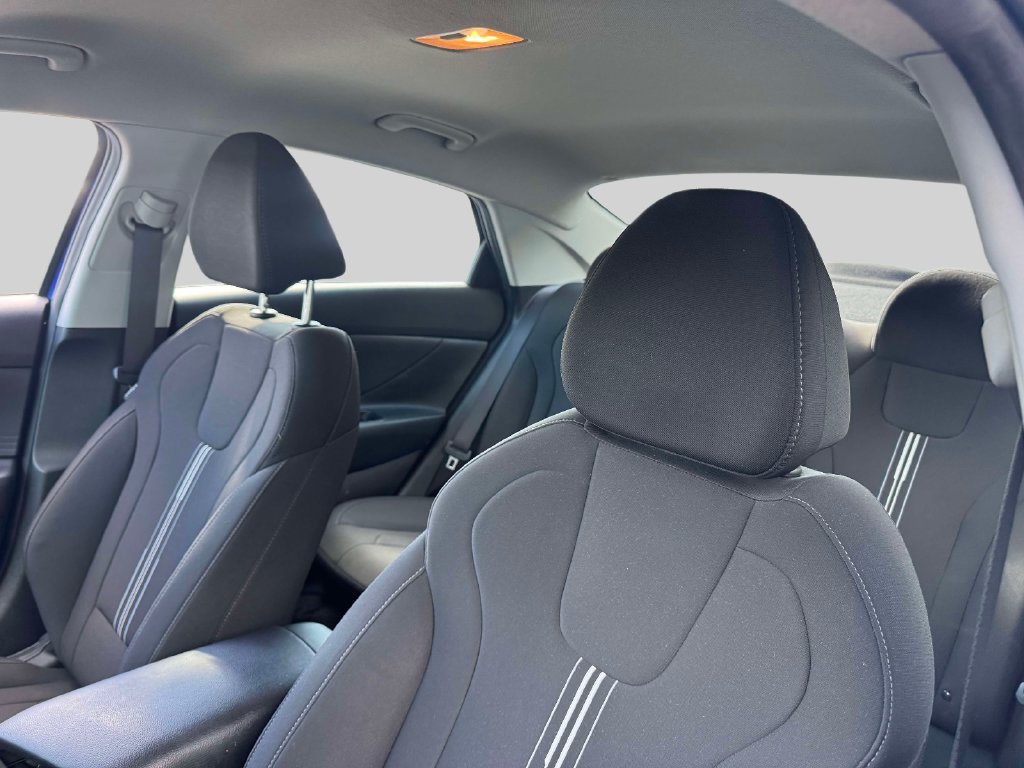 Used 2023 Hyundai Elantra SEL FWD image 17